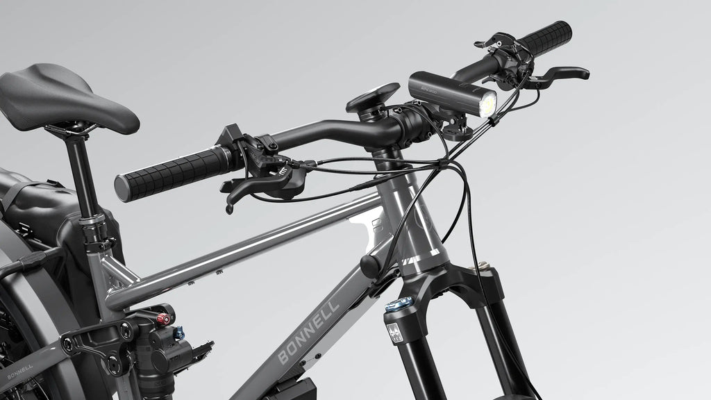 Bonnell 775 AM Touring