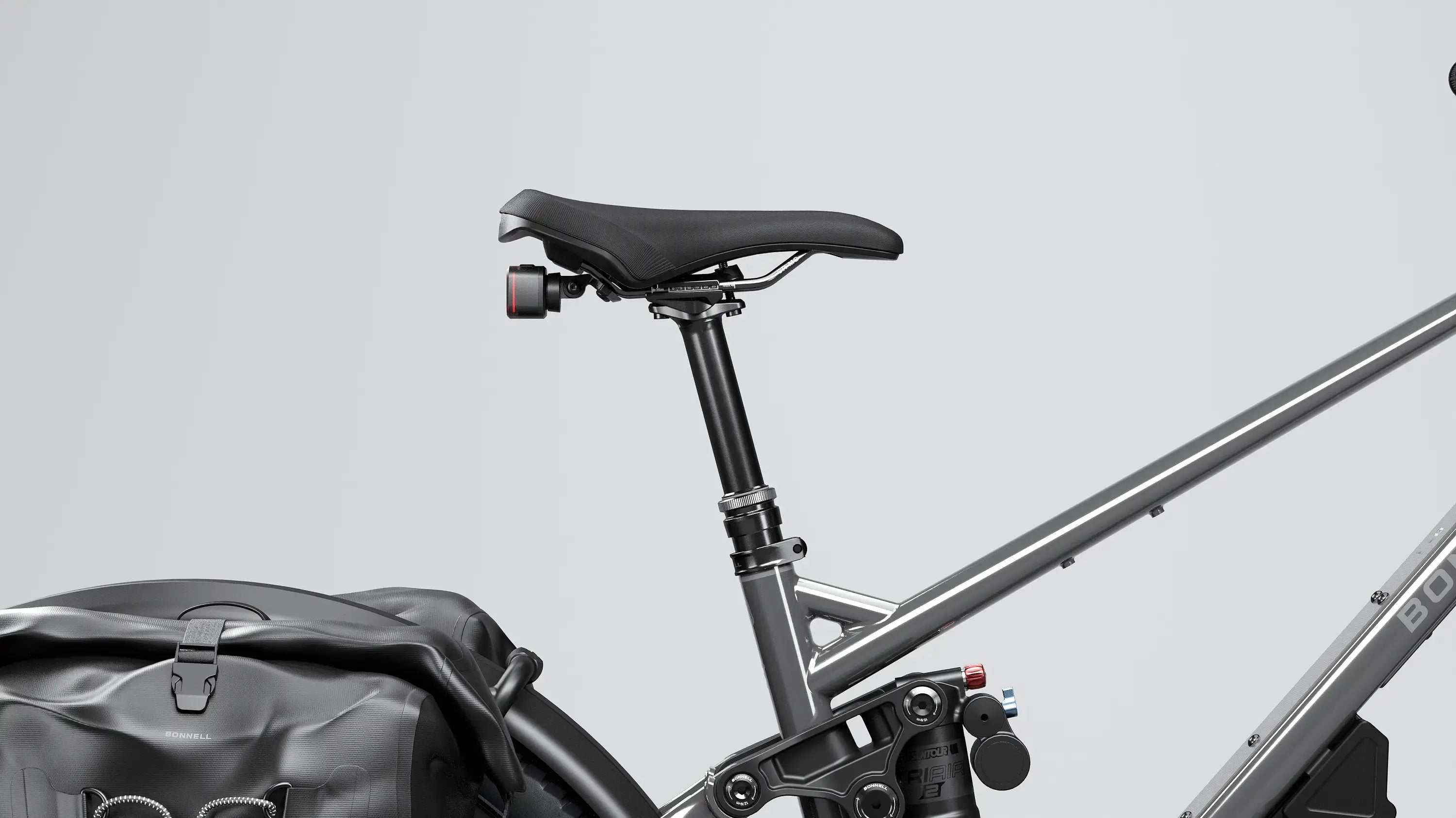 Bonnell 775 AM Touring